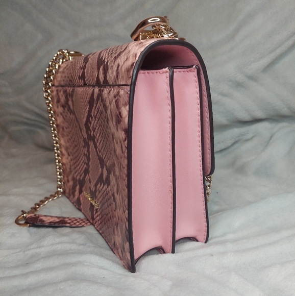 Michael Kors pink snakeskin Jade Shoulder / Crossbody Purse EUC $489 retail - Picture 4 of 14
